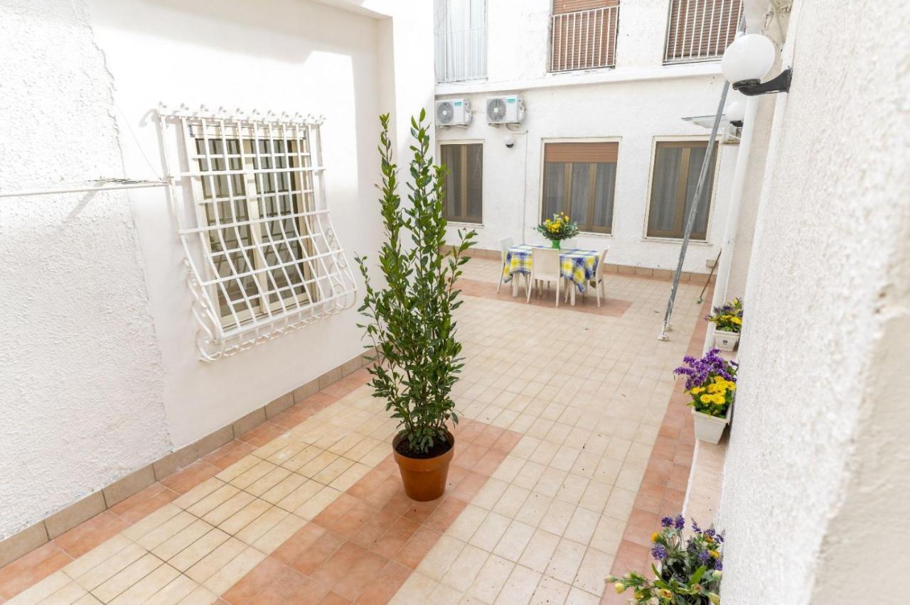 Bdreams Apartament カステッランマーレ・ディ・スタービア エクステリア 写真